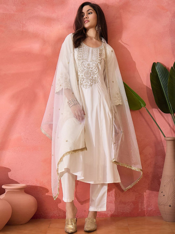 Off White Legend Zari Sequence Embroidered Kurta with Pant and Dupatta (Set of 3)