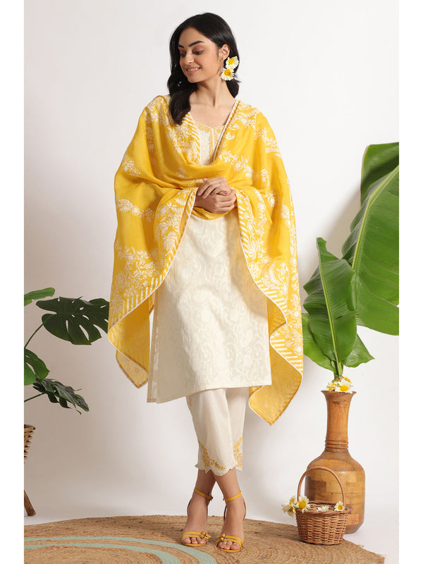 Off White Embroidered Jacquard Straight Kurta Pant & Dupatta (Set of 3)